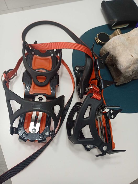 Colțari cu 12 vârfuri