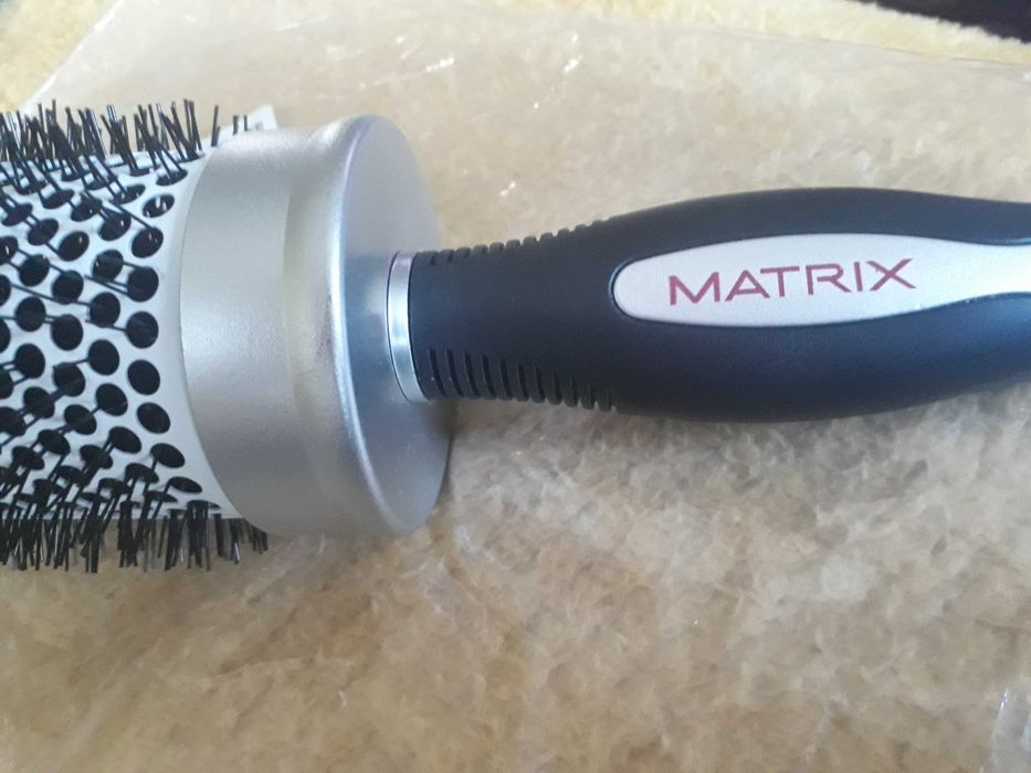 Perie par Matrix noua cilindrica ceramica