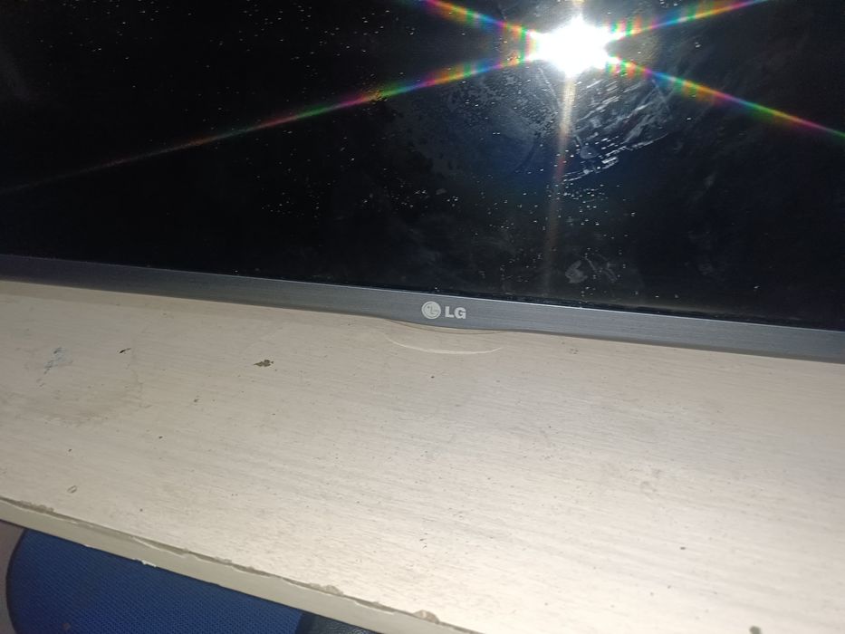 Продам телевизор