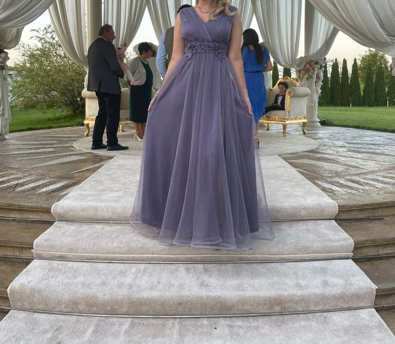 Rochie lungă, elegantă