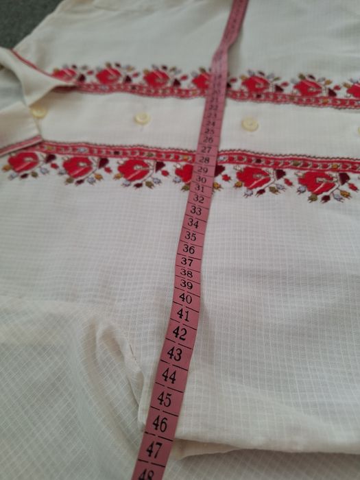 Народна носия 8-12 г. - 90 €