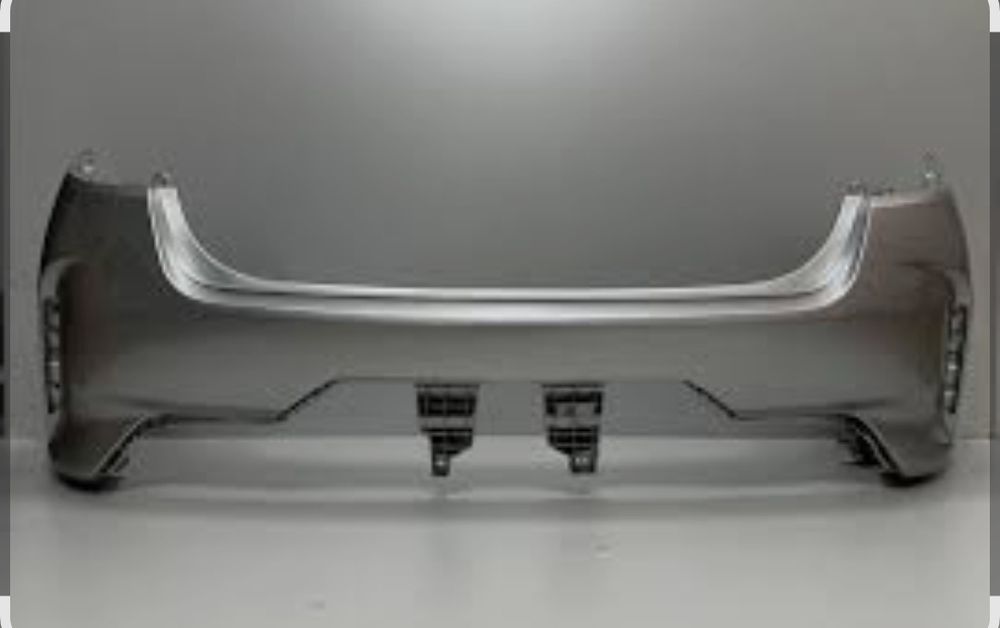 Срочно продам задний бампер на Киа Рио 4