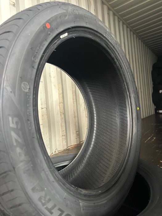 Нови летни гуми ARIVO ULTRA ARZ5 275/40R18 103W XL НОВ DOT