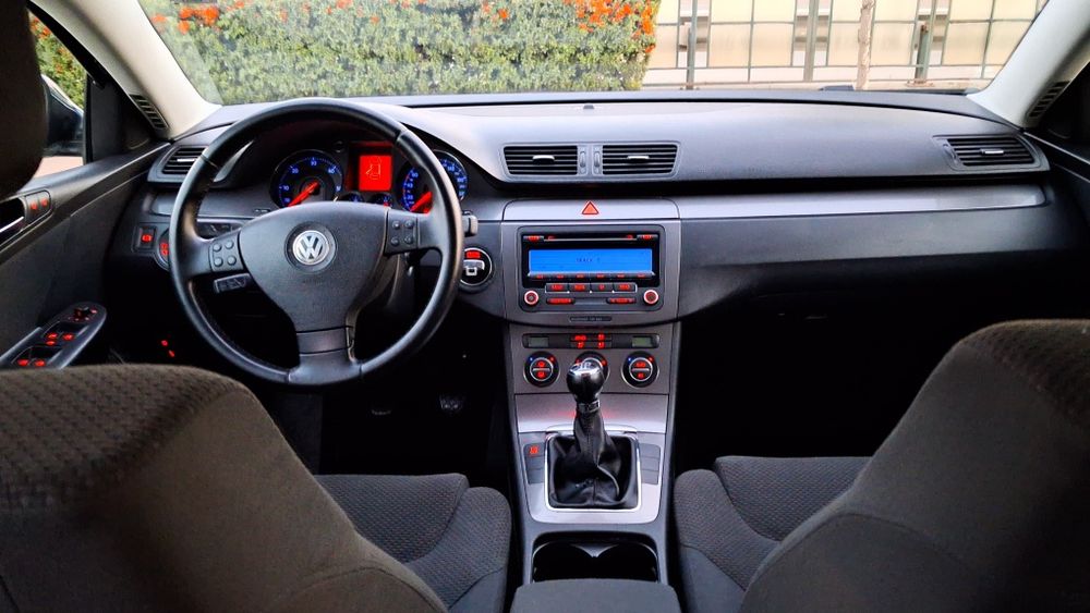 Volkswagen Passat Motor 1,9 Tdi. Diesel BlueMotion. An 2009