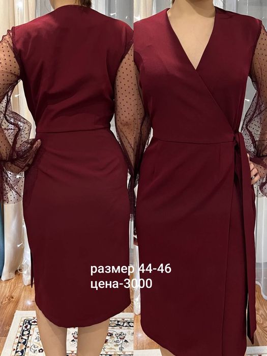 Продам платья, одевала по одному разу