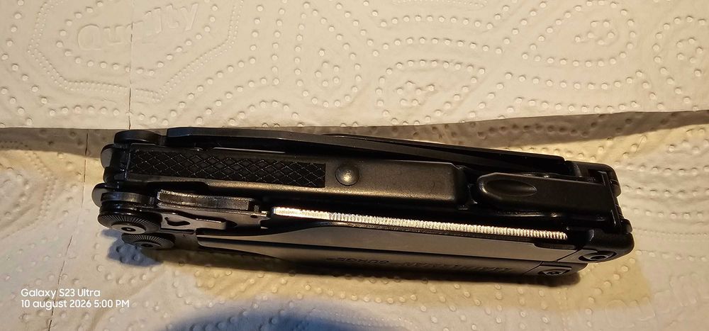 Multitool Leatherman Surge