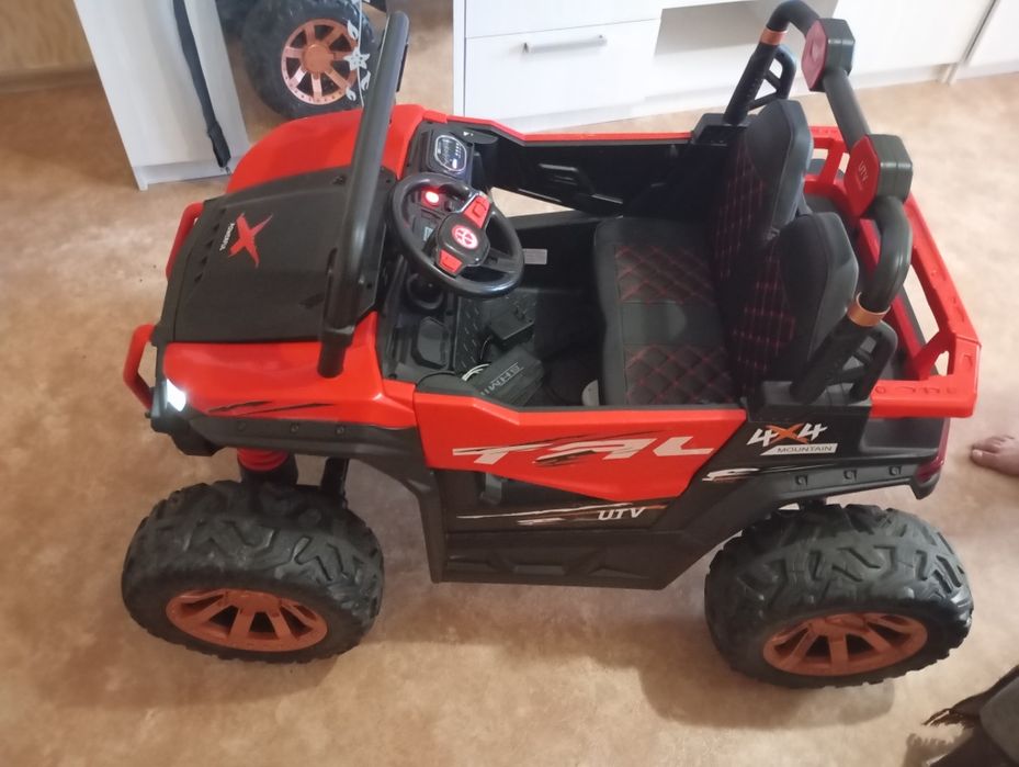 Продам электромобиль