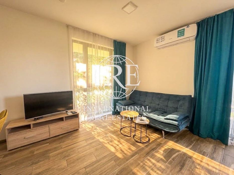 Продава се Едностаен апартамент в к.к. Св.Св. Константин и Елена - 62 кв.м за 2871 €/кв.м - Снимка #3