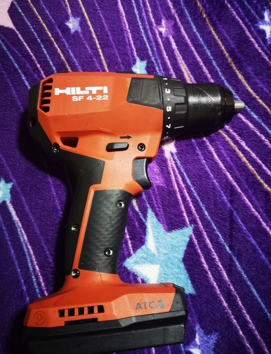 Vând bormașină Hilti SF 4-22 Nuron