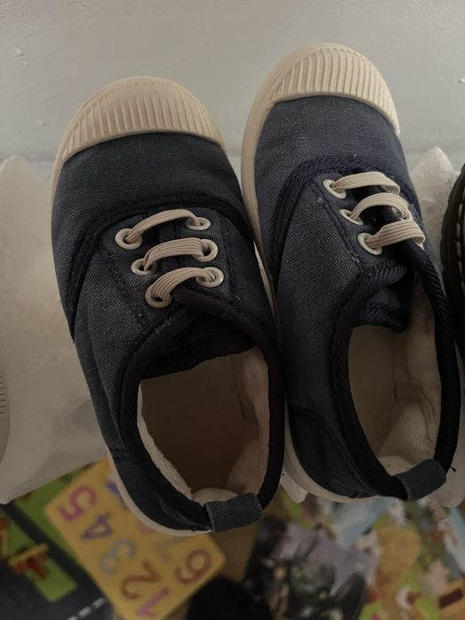 3 perechi incaltaminte bebe 23-24 20 lei donez pereche alba