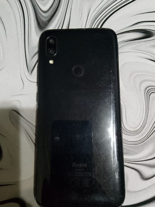 Обменяю 2 телефона на один