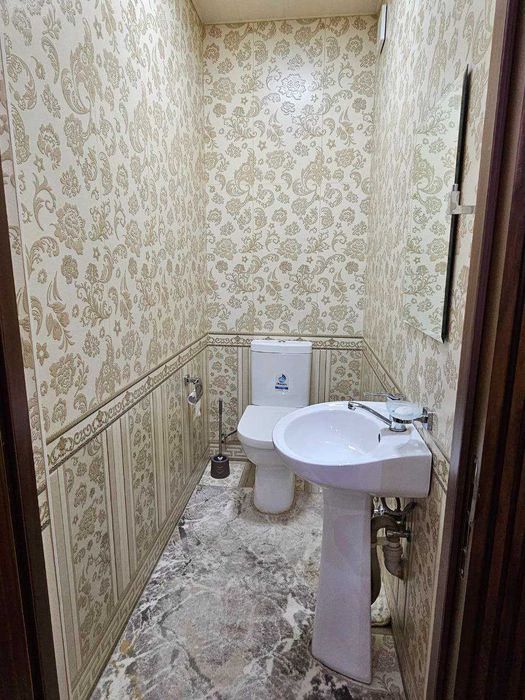 Карасу-2 (Мирзо-Улугбек), 5-комн, 110 м², 3/5, с ремонтом. Собственник