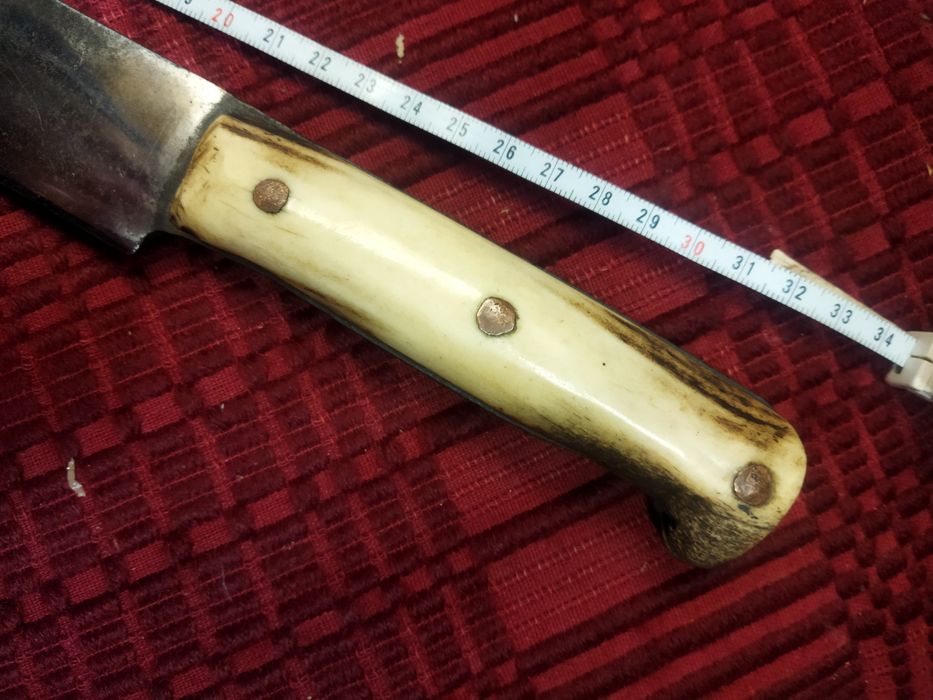 Стар овчарски нож с кокалени чирени