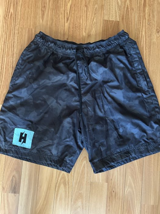 Hyperclothing шорти( стават и за бански),размер М