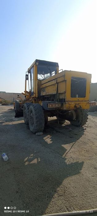 Автогрейдор сотилади йили 2004 ишга тайёр