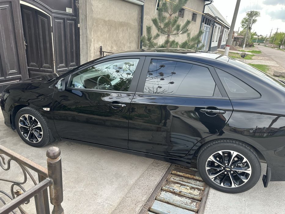 Monza 1,5  атмосферный