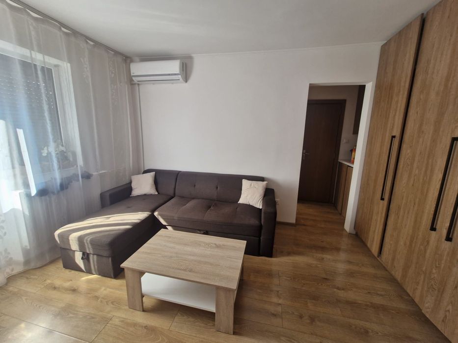 Apartament cu doua camere zona Rogerius