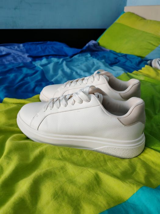 Sneakers Zara albi mărimea 43