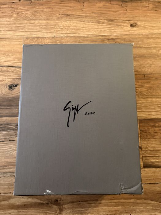 Обувки Guiseppe Zanotti