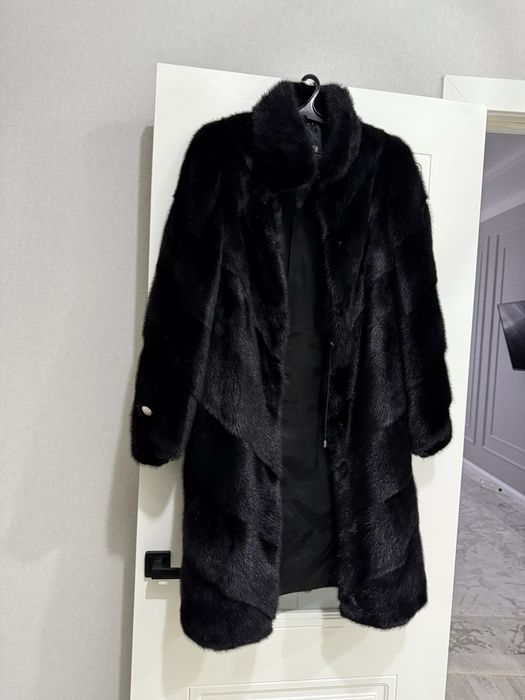 Норковая шуба сатылады