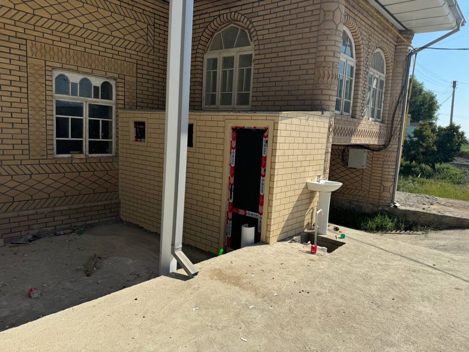 Офис ва хостел ижарага берилади холати ало даражада