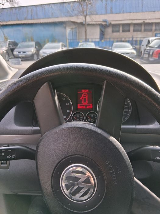 VW Touran 2000 109к.с