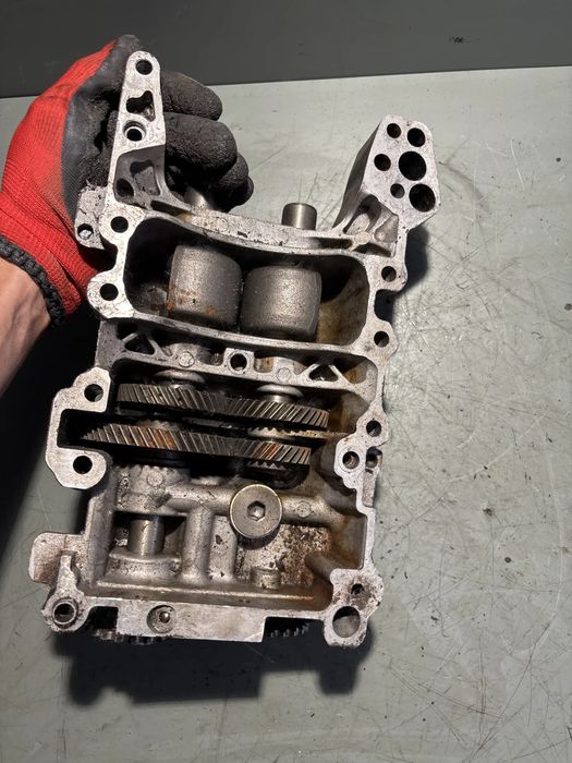 Pompa ulei 06B103535F Audi A6 2006