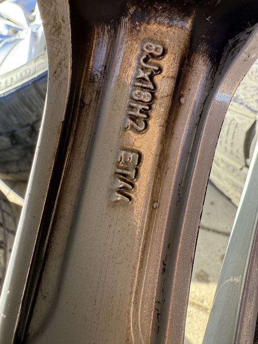 Jante 5x112 Vw Passat B6 B7 originale 235 40 18 continental