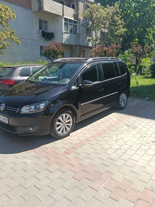 Ofer spre vînzare Touran