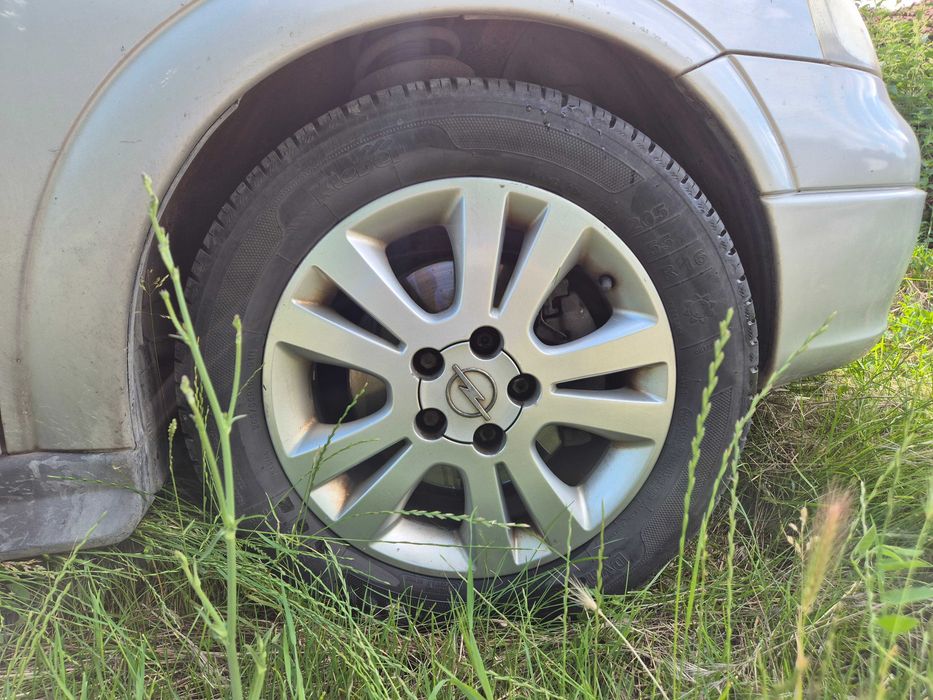 Продавам джанти 16" с летни гуми Kleber Quadraxer – 205/55 R16 (Opel Astra G / Zafira A)