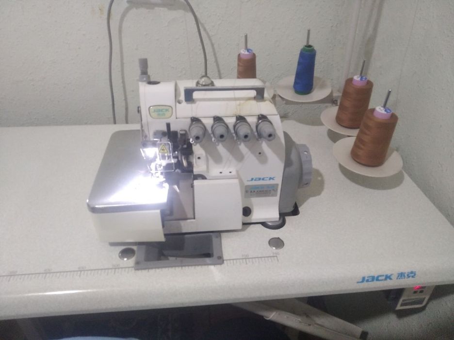 Оверлок машина Тикув машина