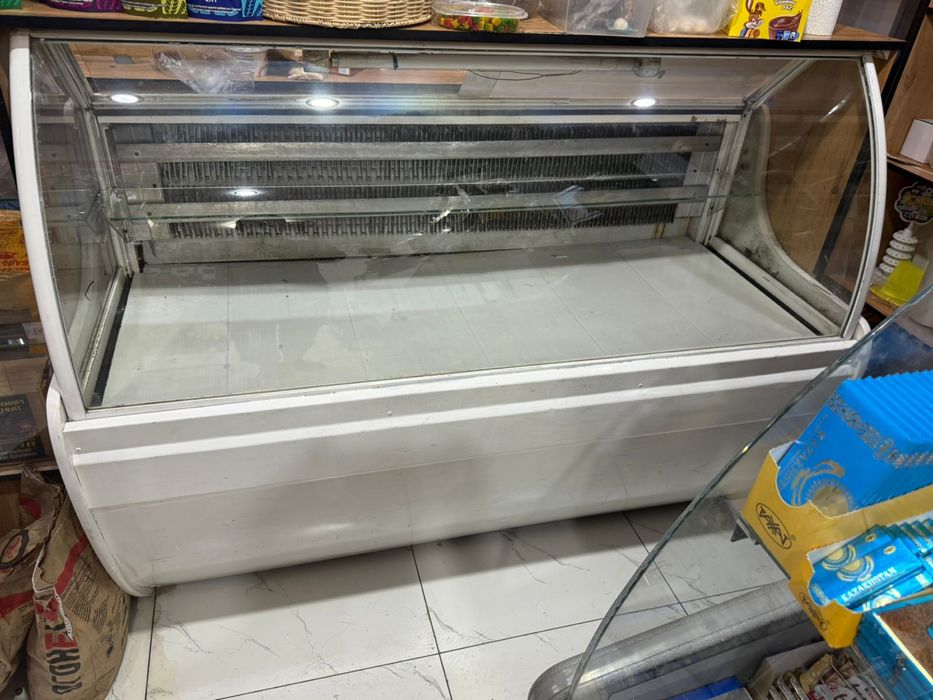 Продам холодильник