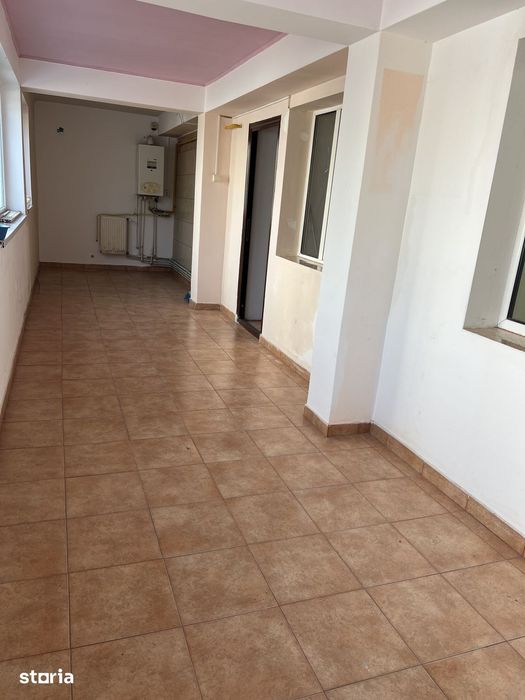 Apartament cu 2 camere și balcon | Zona Vama-Prundu - Pitești