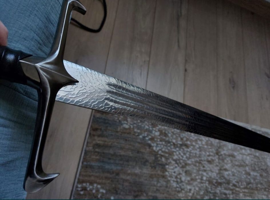 Vând sabie replica "Longclaw" John Snow