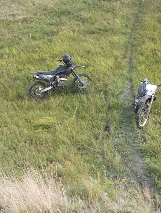 эндуро 250 черный