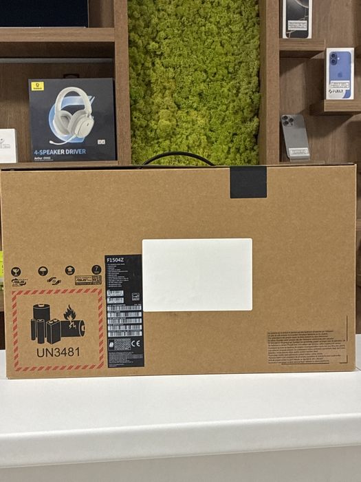 Laptop ASUS Vivobook 15"/8GB RAM/SSD 512 GB/Windows 11 INCLUS/Silver