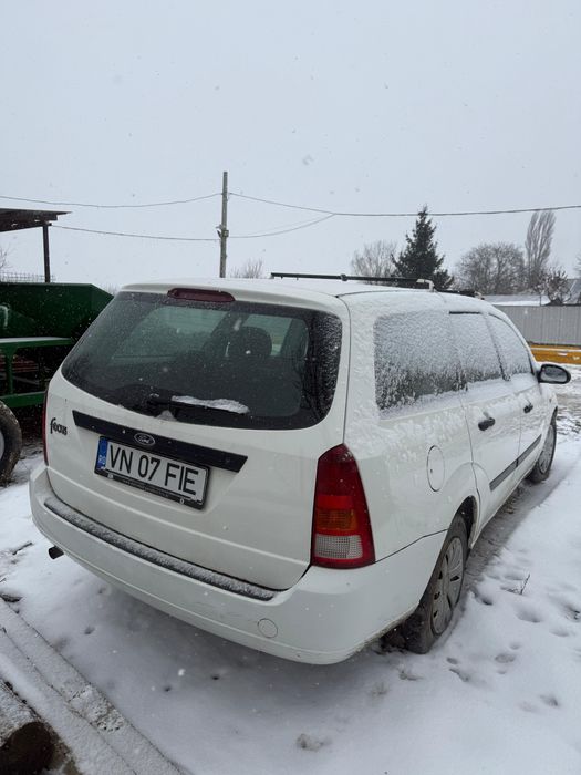 Ford focus 1.6 benzina