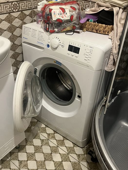 Продам стиральную машину б/у