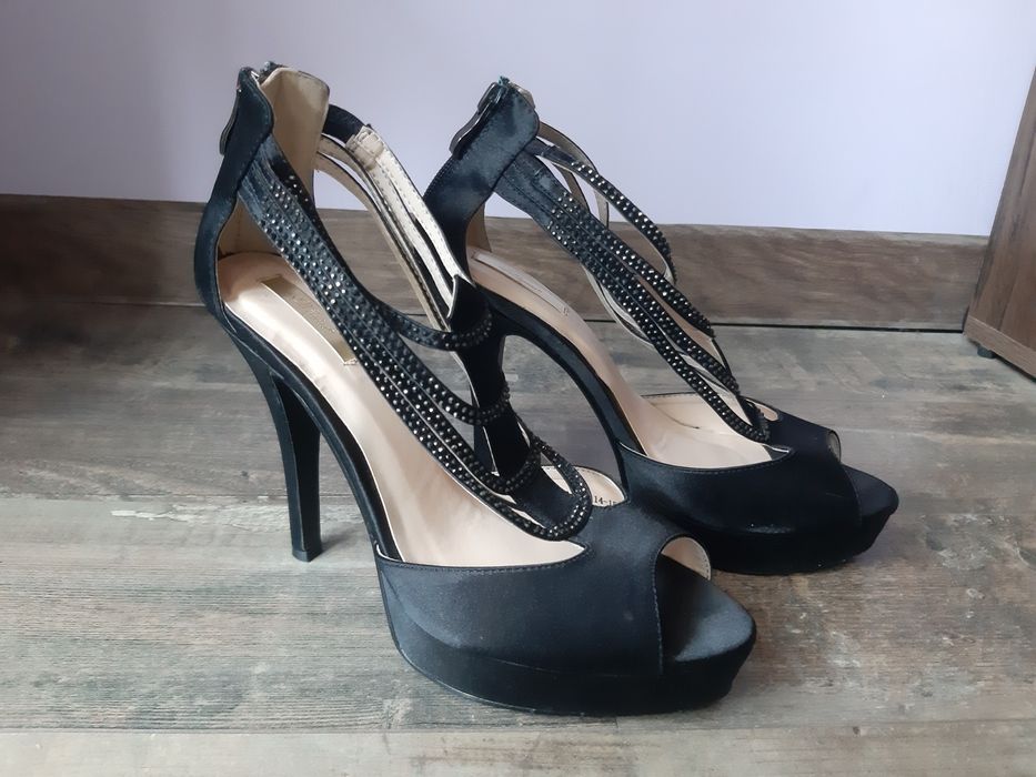 Официални обувки