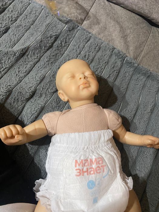 Продам куклу молда  pia