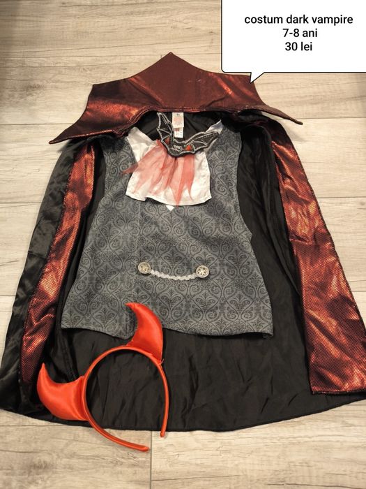 Costume serbare: floarea soarelui, scufița roșie, cavaler, Robin Hood