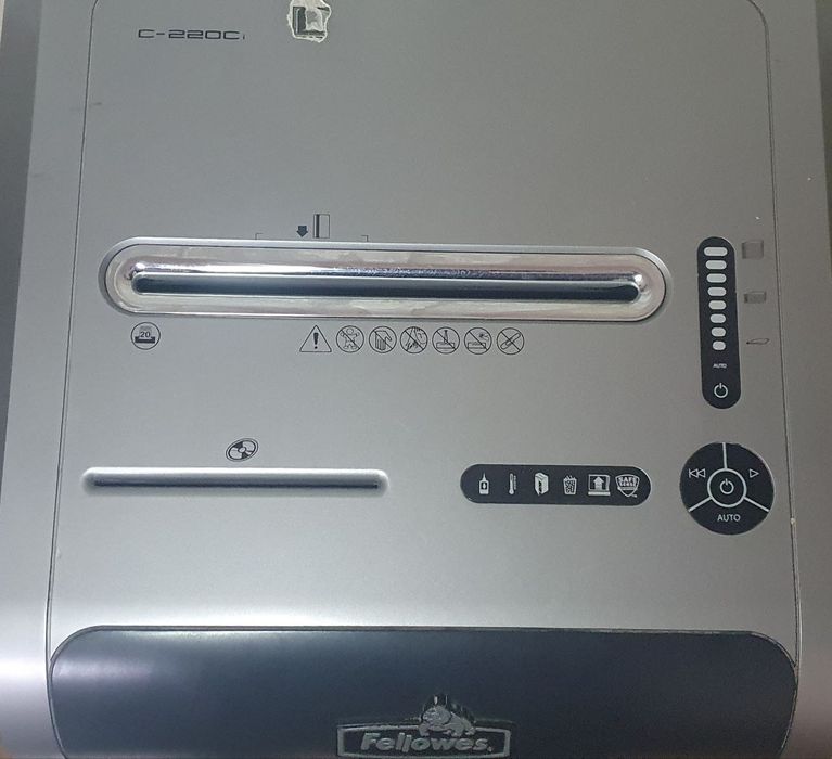 Уничтожетел бумаг шредер FELLOW