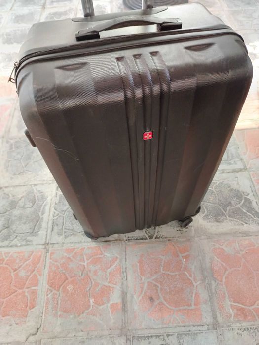 Куфар 50см на 70 см здрав