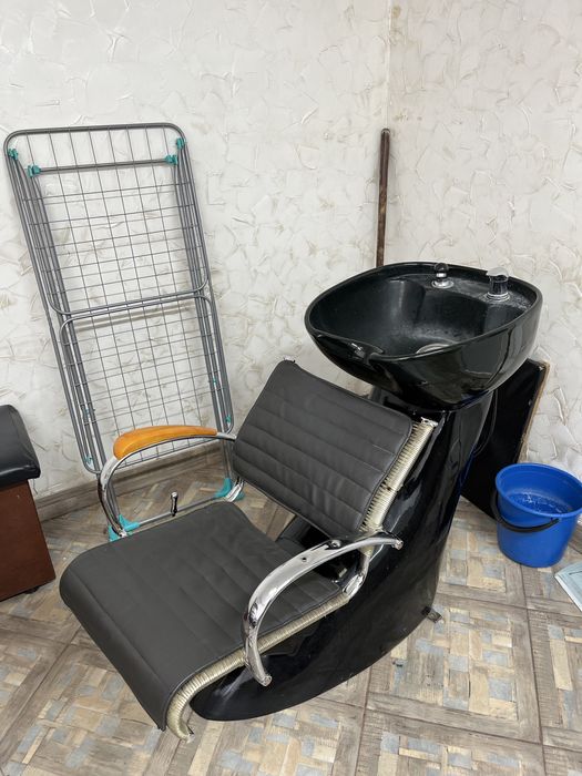 Продам оборудование для салона красоты