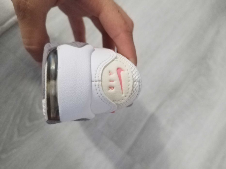 Детски маратонки NIKE