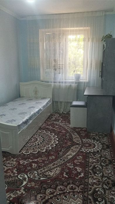 Шаҳар марказида 4 хонали уй сотилади, шошилинч