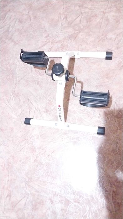 Треножер для ног и рук