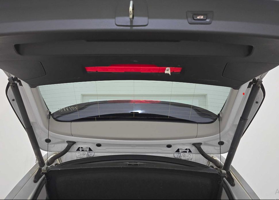 BMW X1   1.5d (2019) Euro 6d – NAVI / KEYLESS  / Фактура