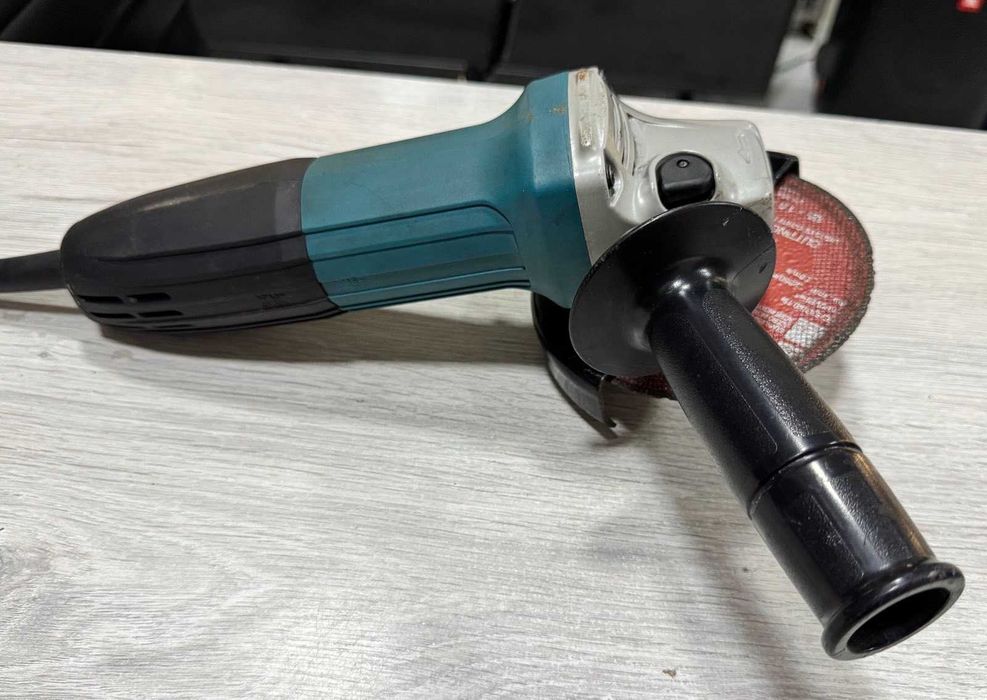 Ъглошлайф Makita GA5030R 720W – с гаранция