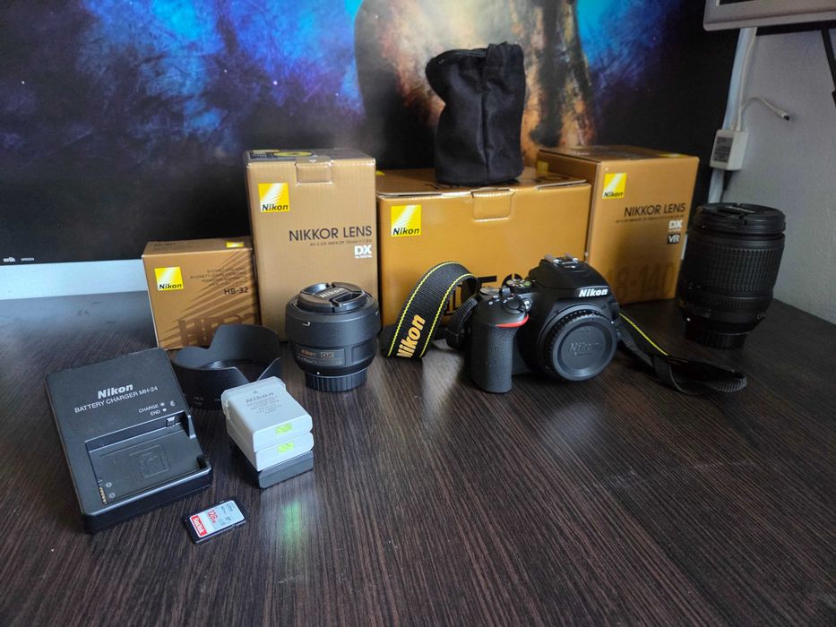 Aparat Nikon D5600 + 18-140mm + 35mm f/1.8G + accesorii